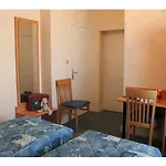 Logis Saint Paul 2* Vivy