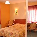 Otel Logis Saint Paul Vivy