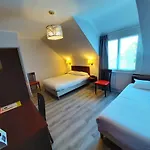 Otel Logis Saint Paul Vivy