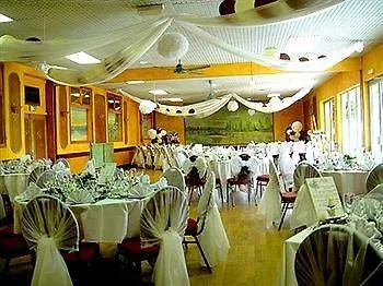 Logis Saint Paul Hotel