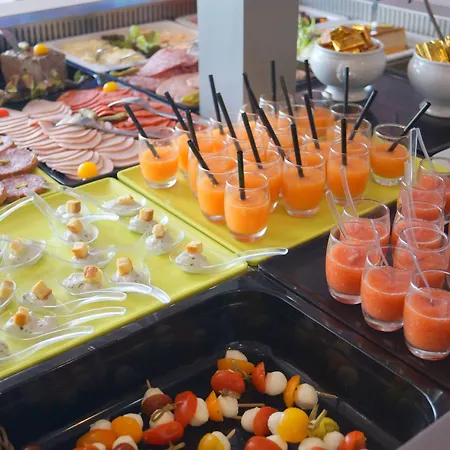 Logis Saint Paul 酒店 2*