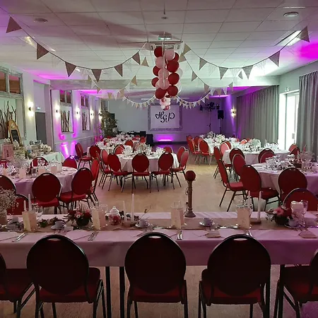 Hotel Logis Saint Paul Vivy