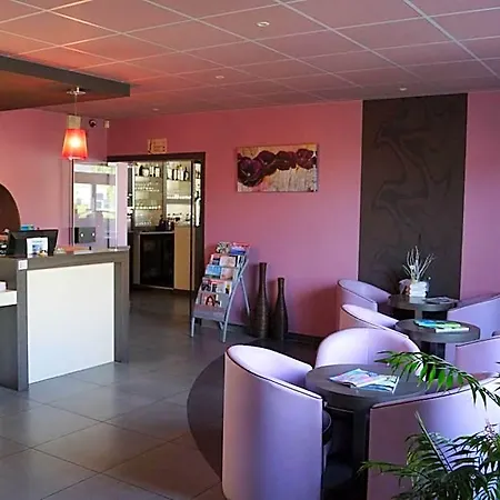 Hotel Logis Saint Paul Vivy