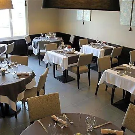 Hotel Logis Saint Paul Vivy