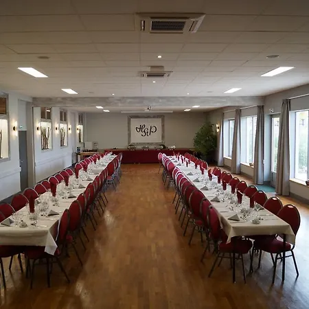 Logis Saint Paul Hotel 2*