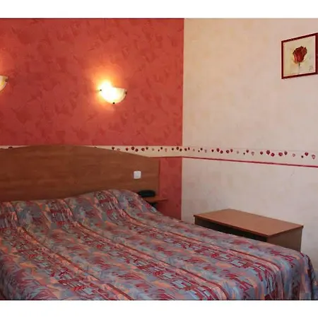 Hotel Logis Saint Paul 2*