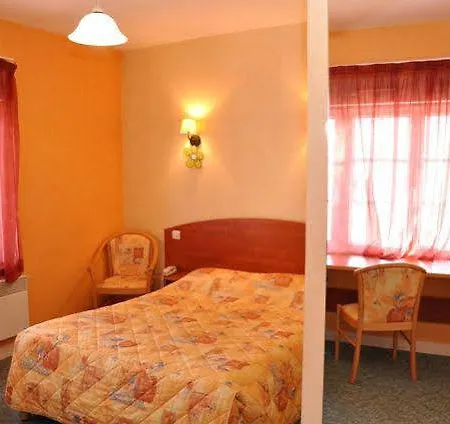 Hotel Logis Saint Paul Vivy
