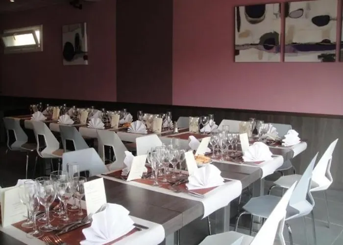 Logis Saint Paul Hotel