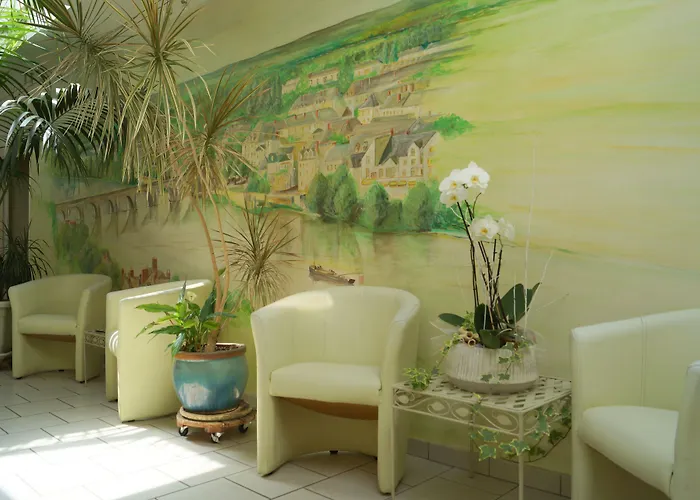 Logis Saint Paul Hotel