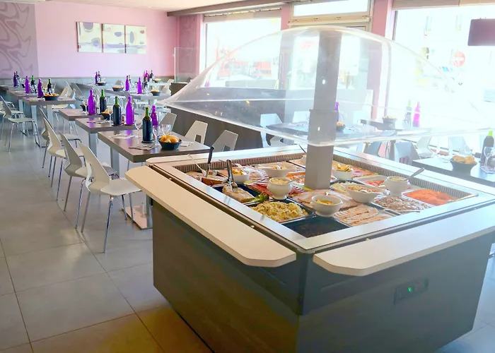 Logis Saint Paul Hotel 2*