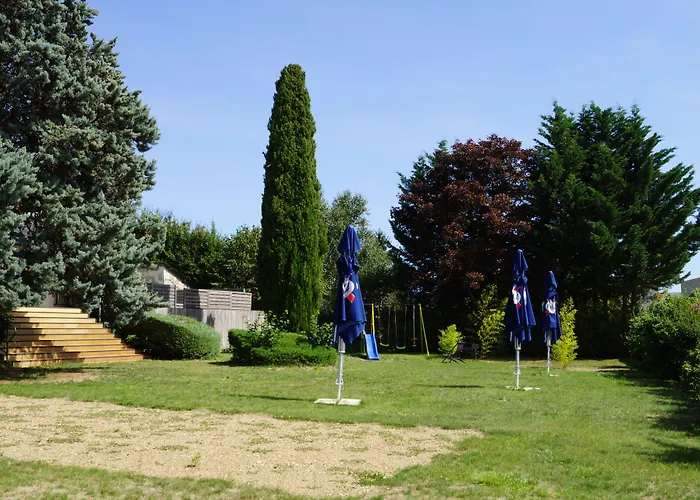 Hotel Logis Saint Paul 2*