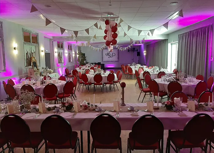 Hotel Logis Saint Paul Vivy