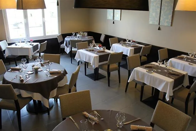 Hotel Logis Saint Paul 2*