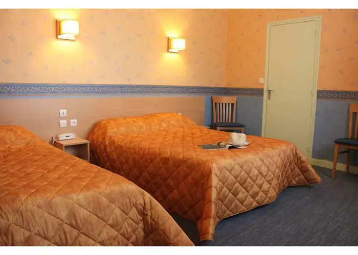 Hotel Logis Saint Paul Vivy