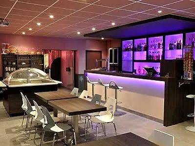 Logis Saint Paul Hotel 2*